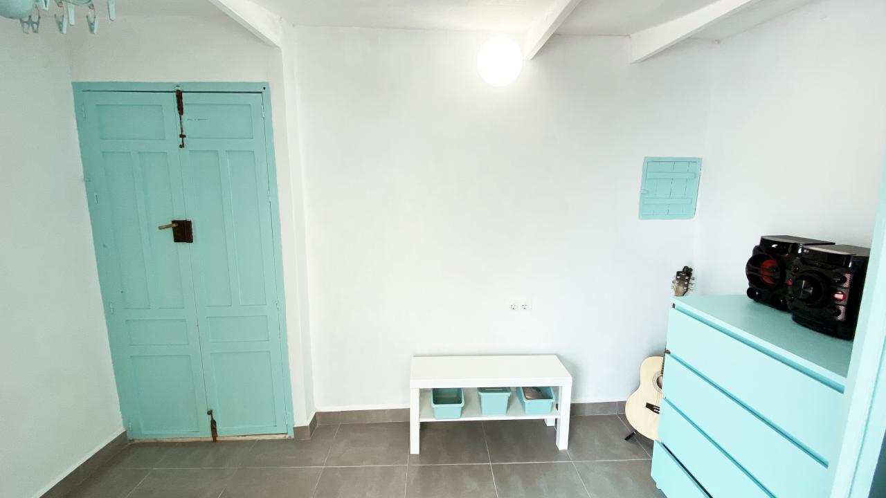 23-08-2021_Bar - TV room.jpg
